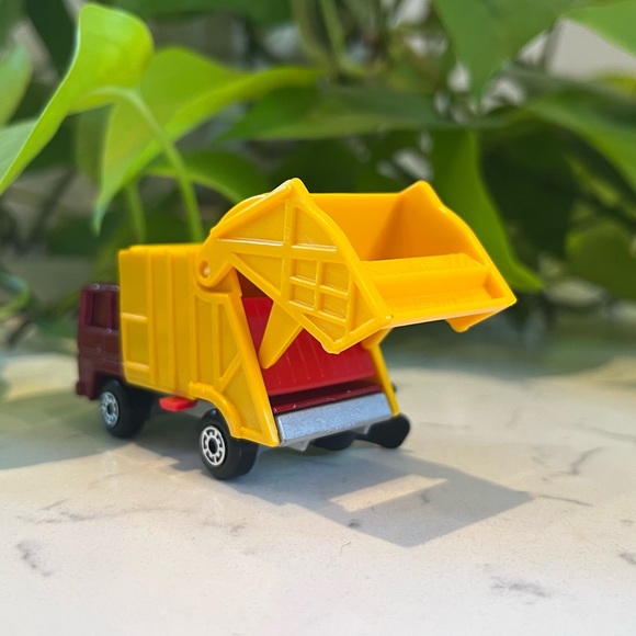 🎈2/$30 - Vtg MATCHBOX Superfast No. 36 REFUSE TRUCK. (c) 1979. - Picture 5 of 8